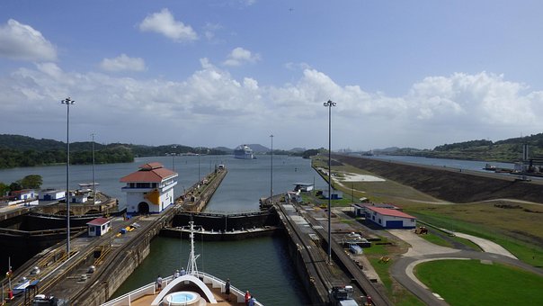 Free Panama Canal photo and picture
