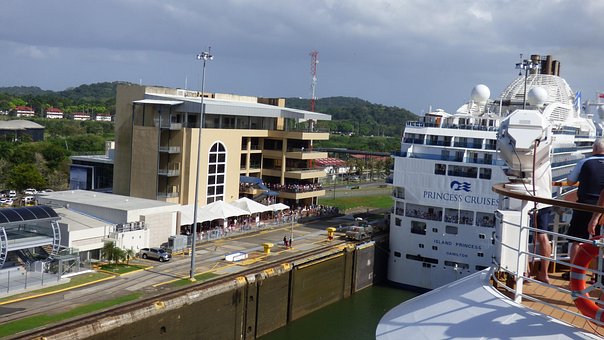 Free Panama Canal photo and picture