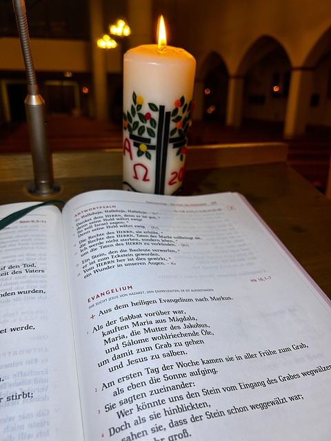 Free Easter Easter Candle photo and picture