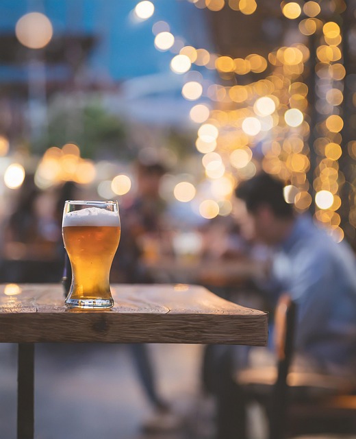 Free ai generated beer glass illustration