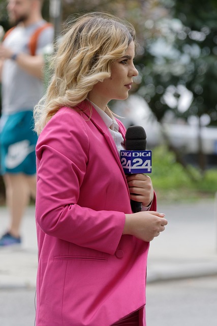 Kvinde, Nyhedsvært, Reporter