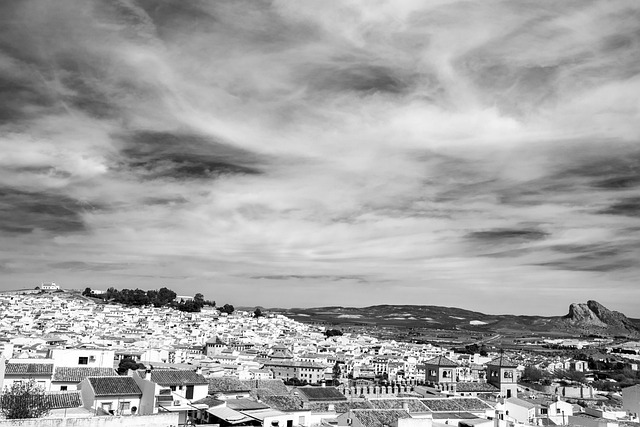 Free Houses Mountain photo and picture