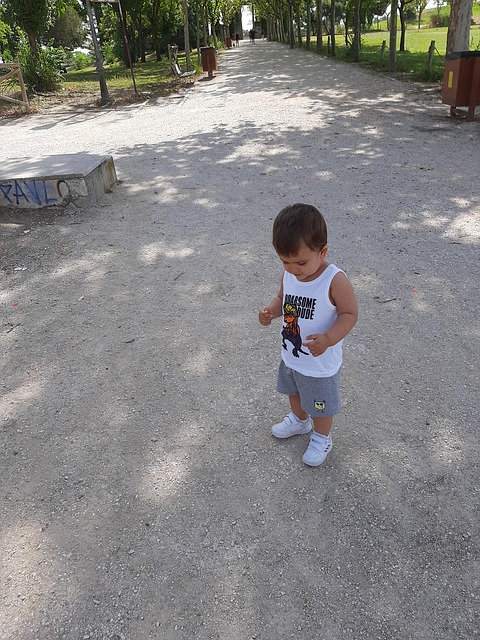 Free Child Baby photo and picture