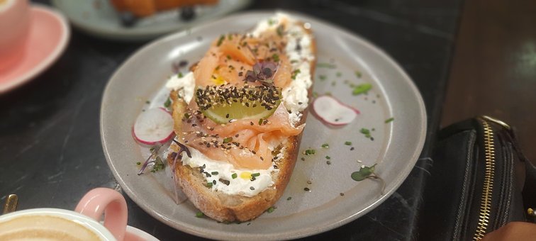 Free Toast Salmon photo and picture