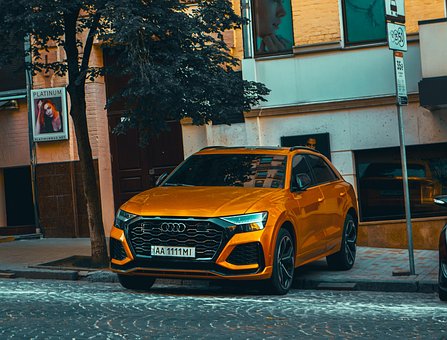 Free Audi Rsq8 photo and picture
