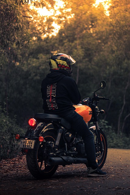 Motorrad, Biker, Helm, Fahrzeug, Sport