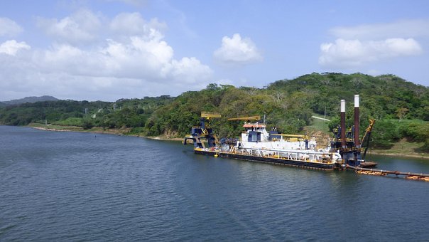 Free Panama Canal photo and picture