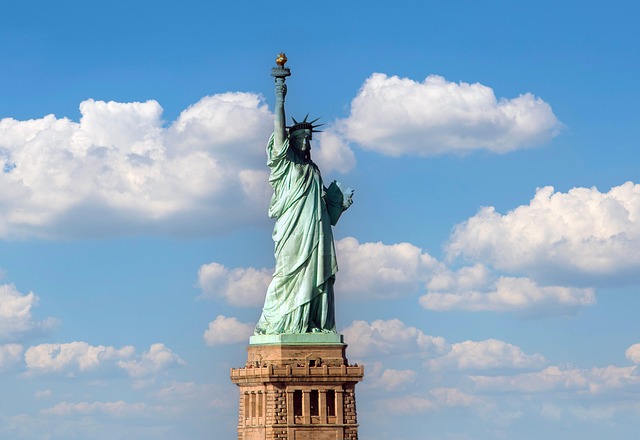 Free Statue Of Liberty Statue photo and picture