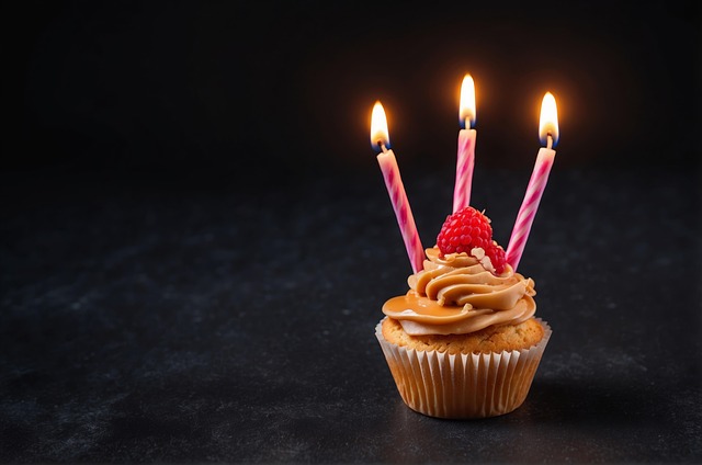 Free delicious sweet decoration illustration
