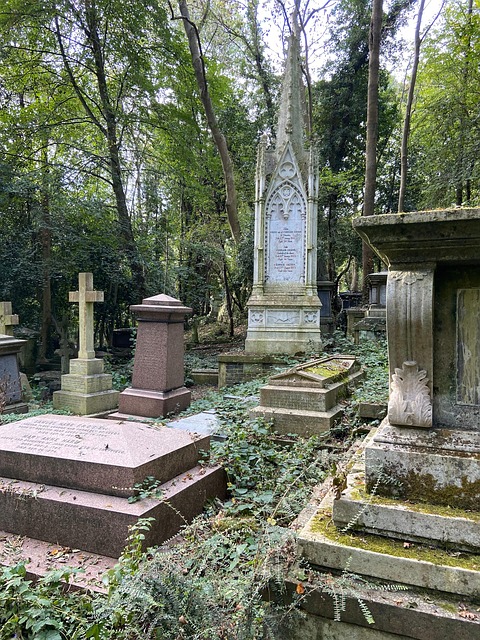 Highgate, Gravplass, Gravstein, Grav