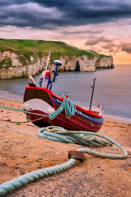 Free Coast Boat photo and picture