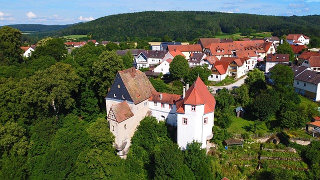 Free Plankenfels Castle Upper Franconia photo and picture