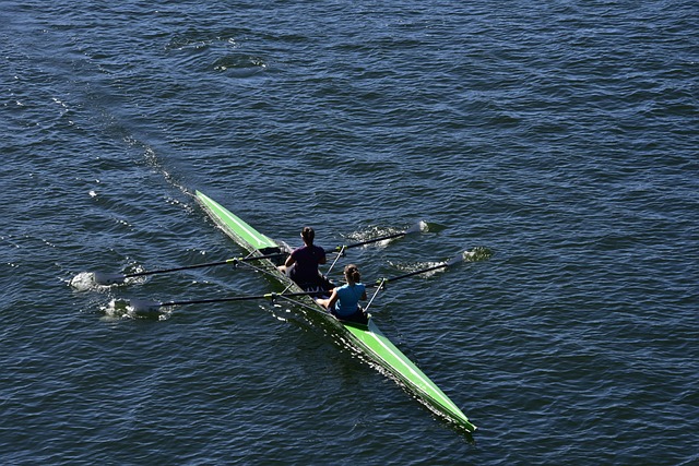 Free Kayak Teamwork photo and picture