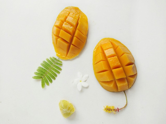 Free Fruit Mango photo and picture