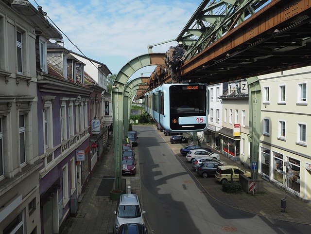 Free Wuppertal Schwebebahn photo and picture
