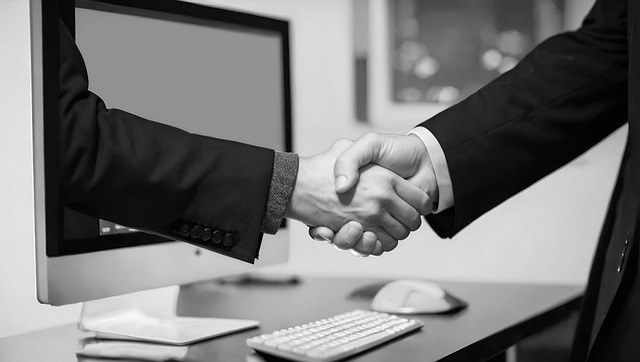 Free handshake hands monitor illustration