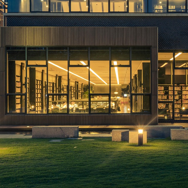 Free Building Architecture photo and picture