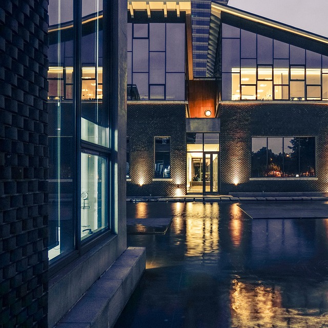 Free Building Architecture photo and picture