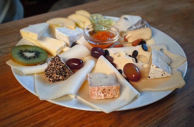 Free cheese cheese platter dairy products illustration