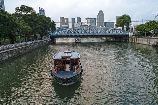 Der Singapore River, Singapur, Bumboot