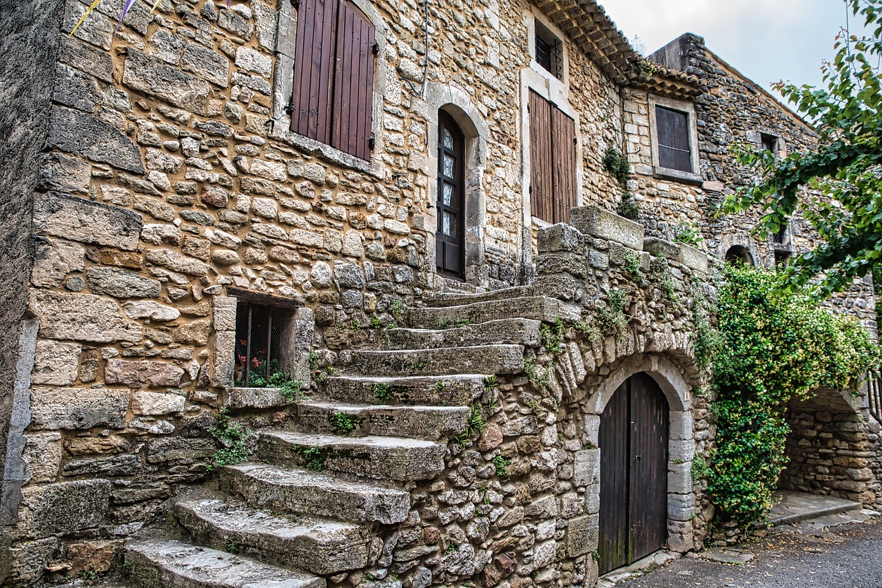Street - free online jigsaw puzzle photo
