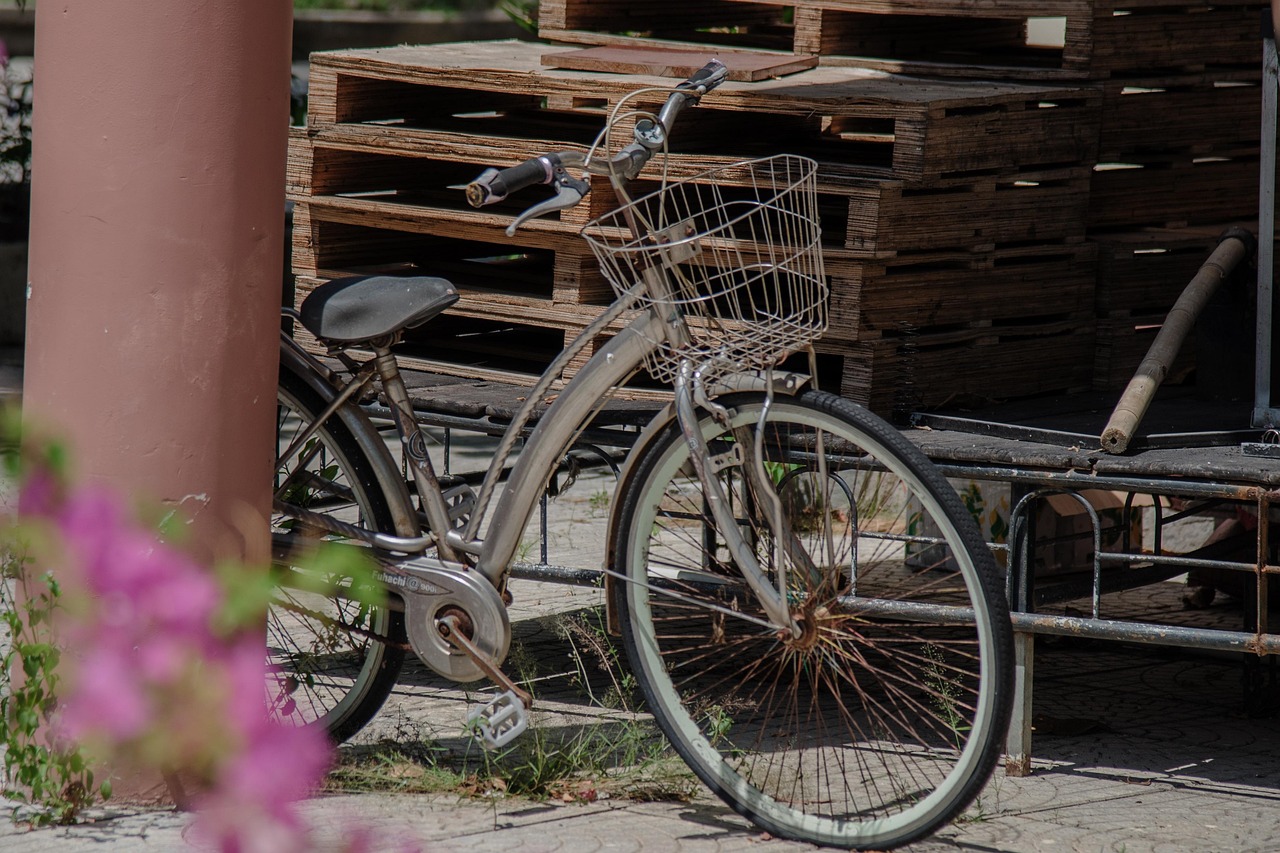 Bien s'équiper pour circuler à vélo la nuit