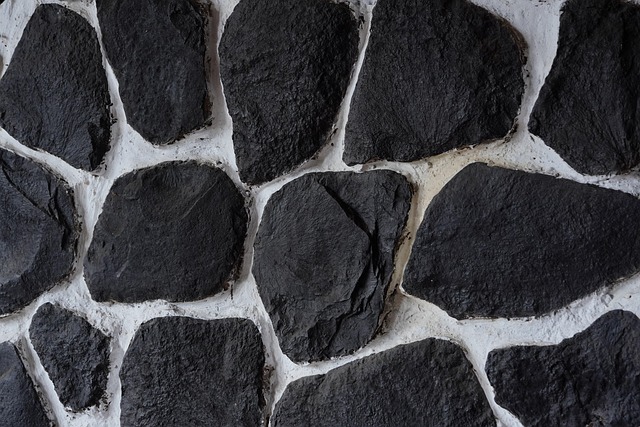 Free White Line Rock Wall photo and picture