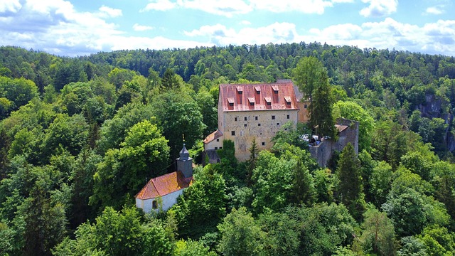 Free Rabeneck Castle Upper Franconia photo and picture