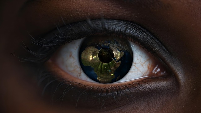 Free eye pupil eyelid illustration
