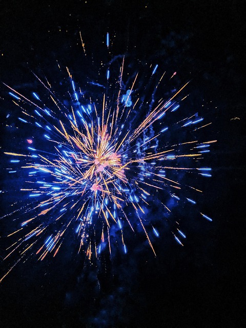 Nacht, Farbe, Flamme, Festival