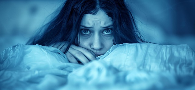 Free blue woman fearful illustration