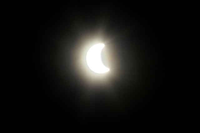Free Sun Eclipse Of The Sun photo and picture