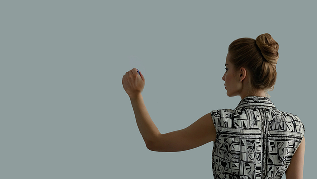 Free ai generated woman left-handed illustration