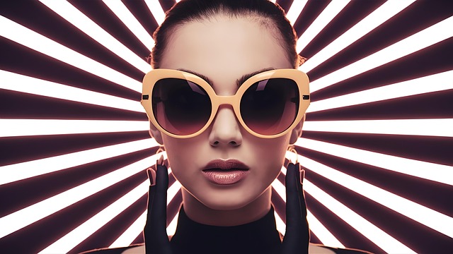 Free Fashion Editorial Closeup Portrait illustration and picture