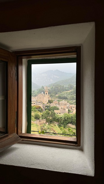 Free Window Home photo and picture