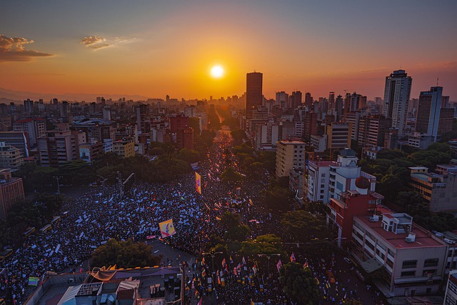 Free ai generated city sunset illustration