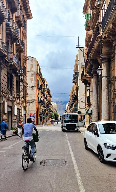 Hlavní Silnice, Palermo, Výhled Na Moře