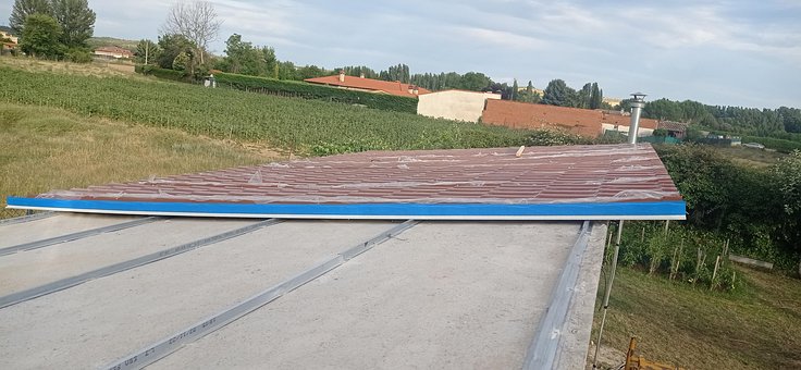 Free Roof Builder photo and picture