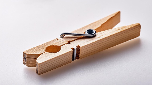 Free ai generated clothespin pin illustration