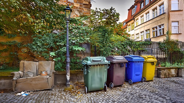 Free ai generated garbage cans littering illustration
