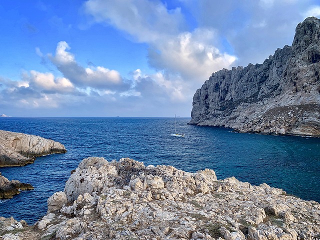 Free Sea Marseille photo and picture
