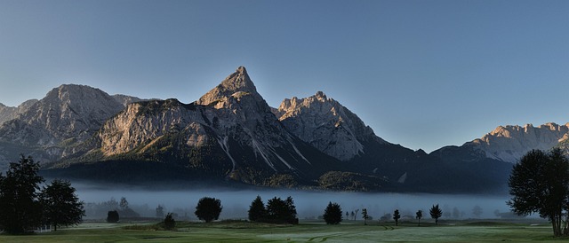 Free Tyrol Mountains photo and picture