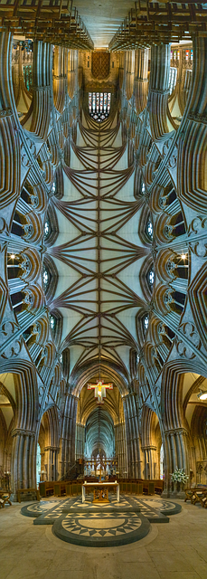 Free Nave Altar illustration and picture