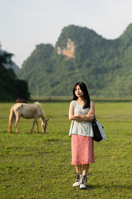 Free girl nature beautiful girl in grassland illustration