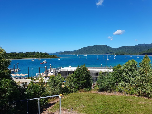 Free Airlie Beach Harbour photo and picture