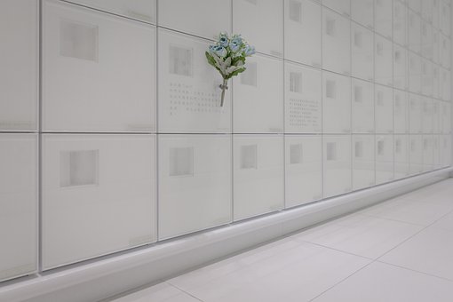 Ramo De Flores, Cementerio, Vidrio