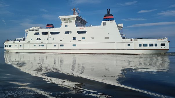 Free Meer Ship photo and picture