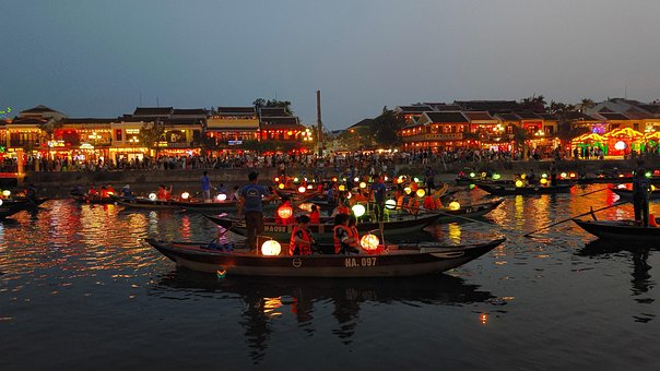 Free Night Boats photo and picture