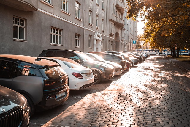 Straat, Parkeren, Auto, Zonnestraal