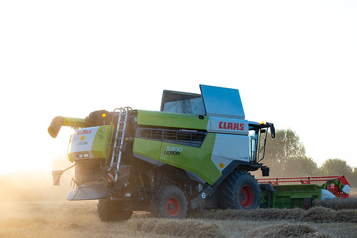 Free Combine Harvester Harvest photo and picture